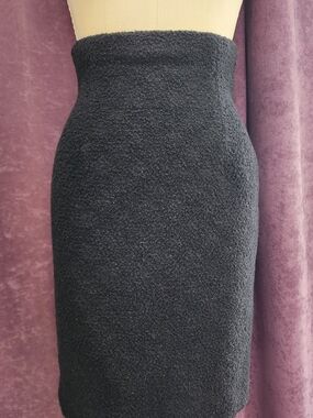 Stephen Sprouse Black High Waisted Boucle Skirt Size 6